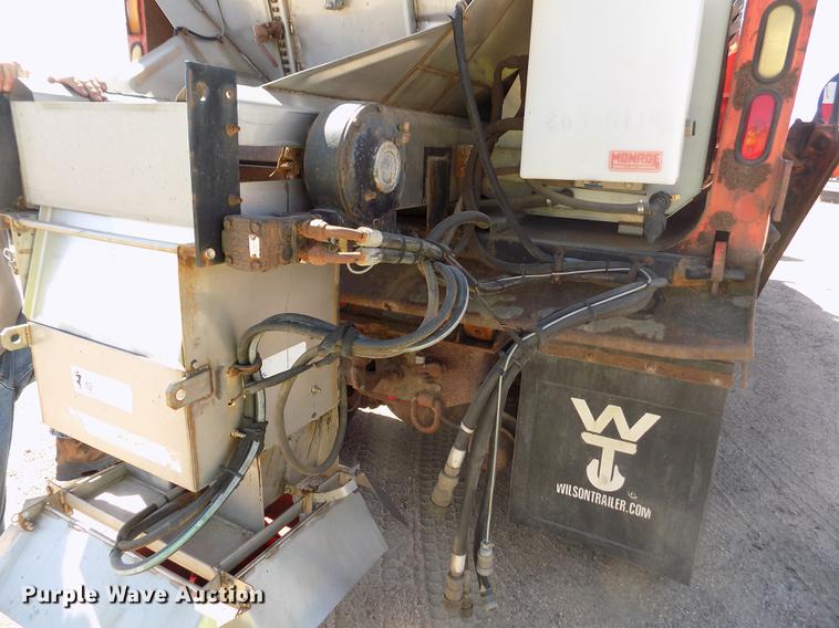 image for item DD5901 1999 Sterling L9511 dump truck