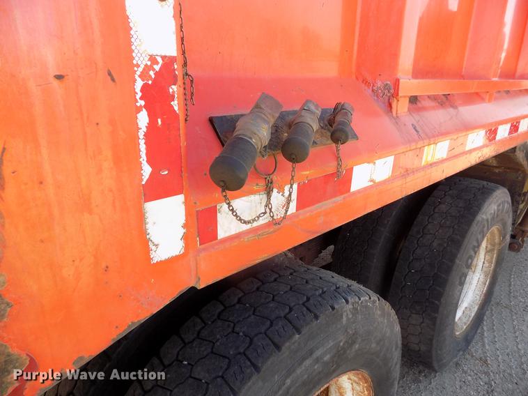 image for item DD5901 1999 Sterling L9511 dump truck