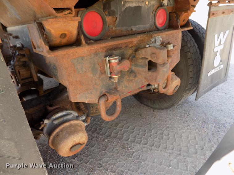 image for item DD5901 1999 Sterling L9511 dump truck