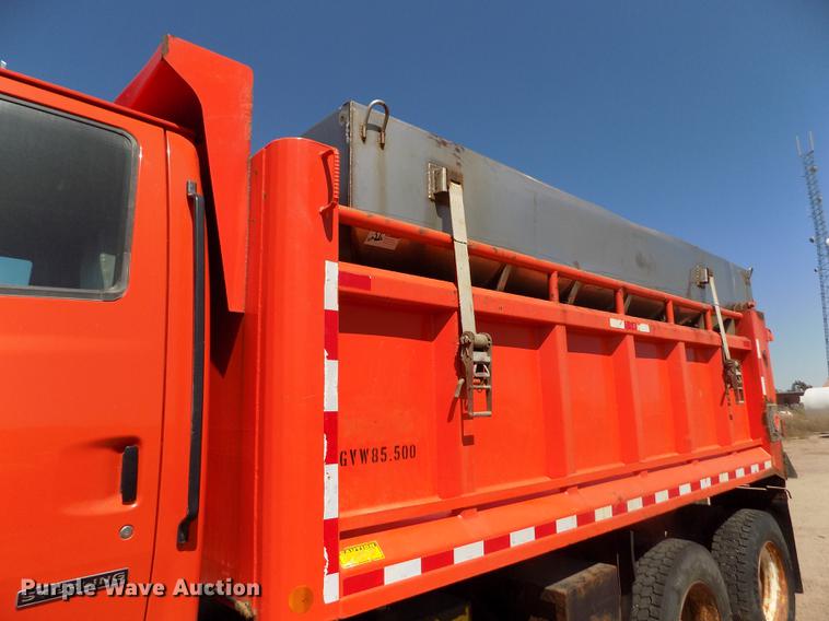 image for item DD5901 1999 Sterling L9511 dump truck