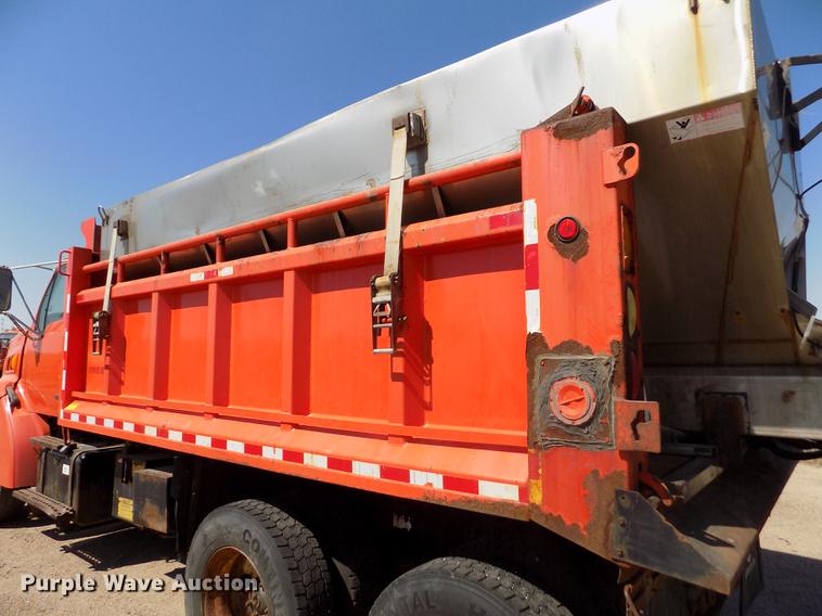 image for item DD5901 1999 Sterling L9511 dump truck