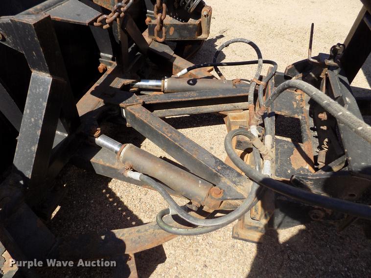 image for item DD5901 1999 Sterling L9511 dump truck