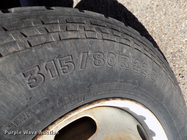 image for item DD5901 1999 Sterling L9511 dump truck