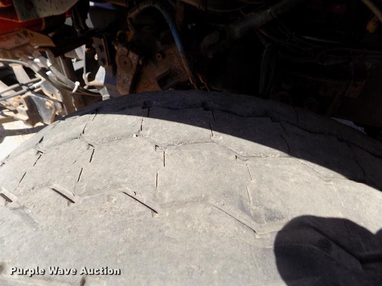 image for item DD5901 1999 Sterling L9511 dump truck