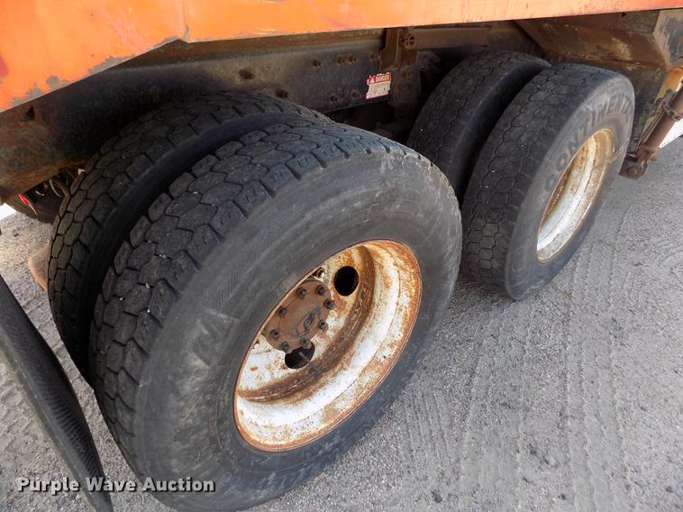 image for item DD5901 1999 Sterling L9511 dump truck