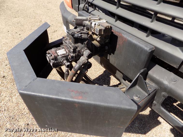 image for item DD5902 1998 Ford F700 oil distribution truck