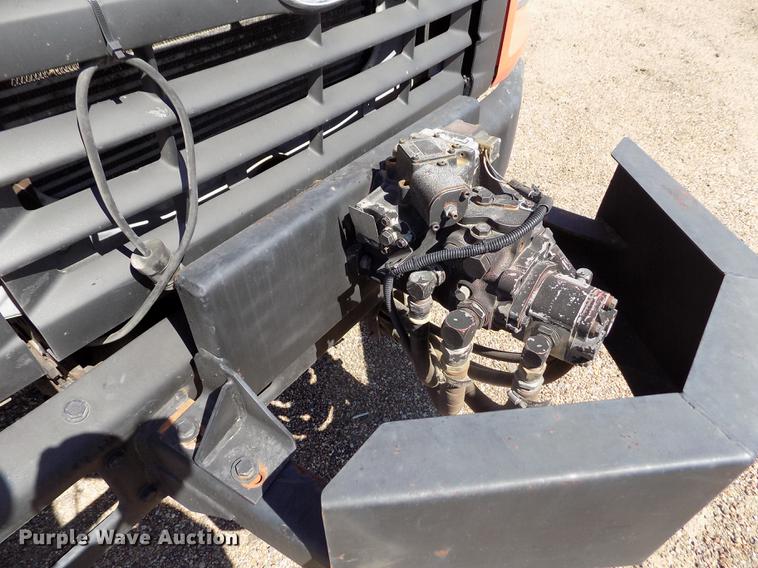 image for item DD5902 1998 Ford F700 oil distribution truck