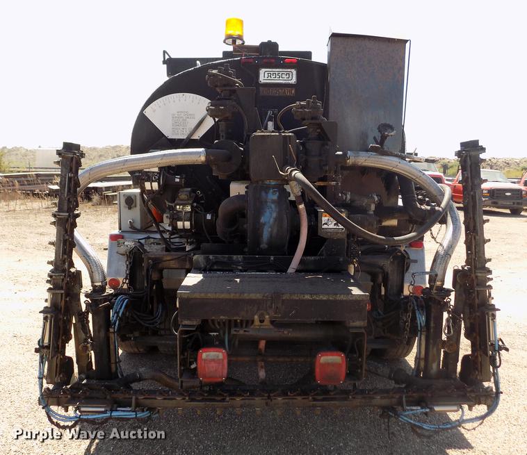 image for item DD5903 2000 Sterling L7500 oil distribution truck