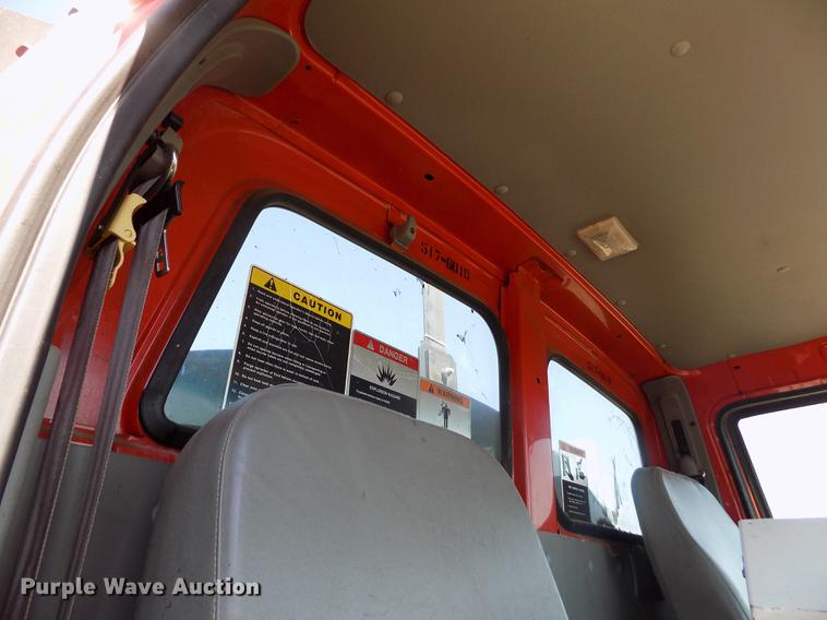 image for item DD5903 2000 Sterling L7500 oil distribution truck