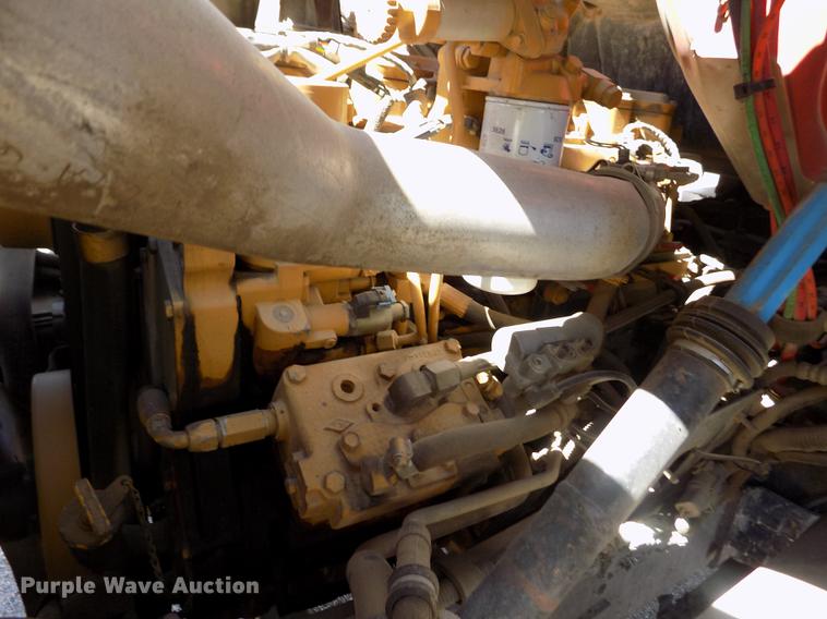 image for item DD5903 2000 Sterling L7500 oil distribution truck