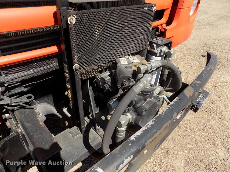 image for item DD5903 2000 Sterling L7500 oil distribution truck