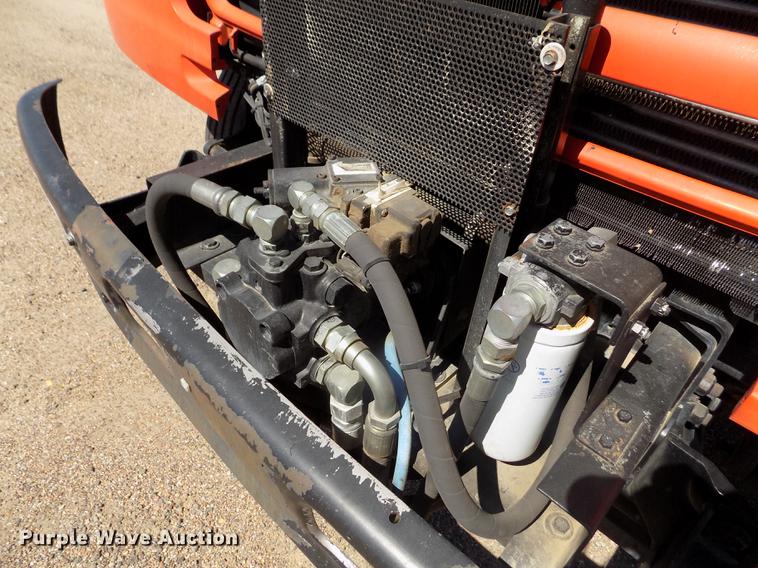 image for item DD5903 2000 Sterling L7500 oil distribution truck