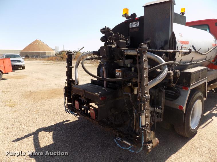 image for item DD5903 2000 Sterling L7500 oil distribution truck