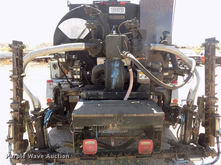 image for item DD5903 2000 Sterling L7500 oil distribution truck