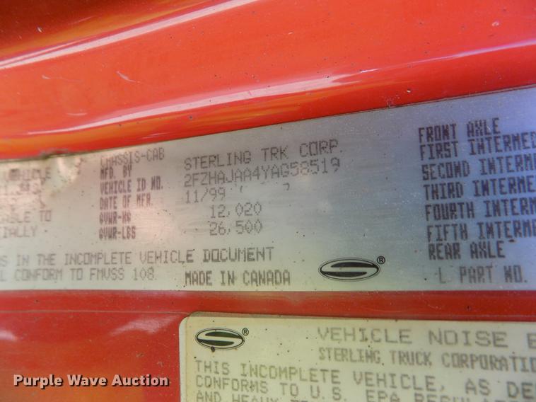 image for item DD5903 2000 Sterling L7500 oil distribution truck