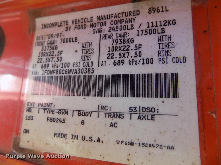 image for item DD5904 1998 Ford F800 oil distribution truck