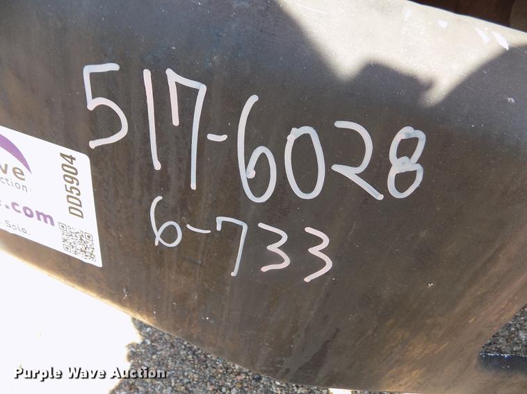 image for item DD5904 1998 Ford F800 oil distribution truck