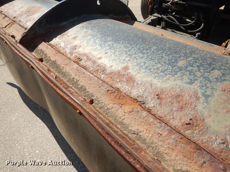 image for item DD6460 2003 Sterling LT7500 dump truck