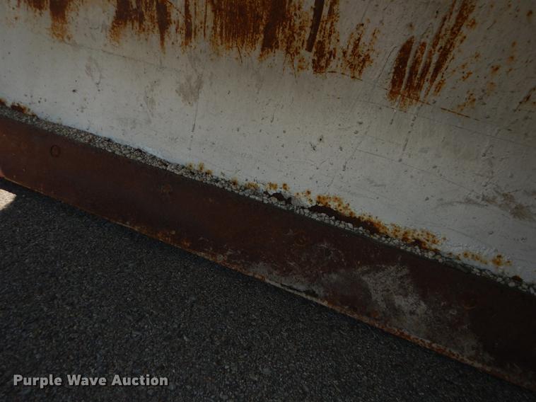 image for item DD6460 2003 Sterling LT7500 dump truck