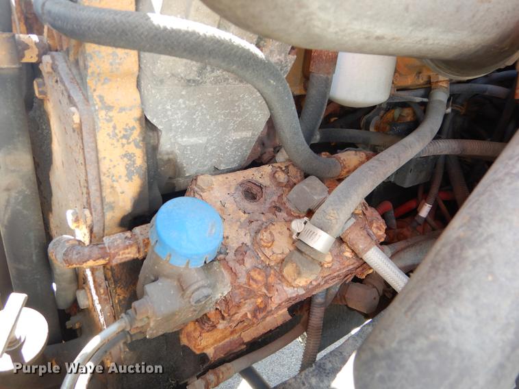 image for item DD6460 2003 Sterling LT7500 dump truck