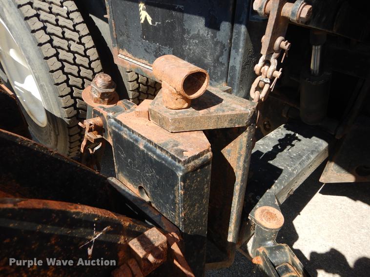 image for item DD6460 2003 Sterling LT7500 dump truck