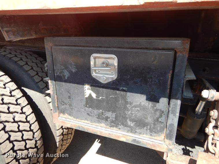 image for item DD6460 2003 Sterling LT7500 dump truck