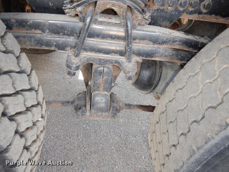 image for item DD6460 2003 Sterling LT7500 dump truck