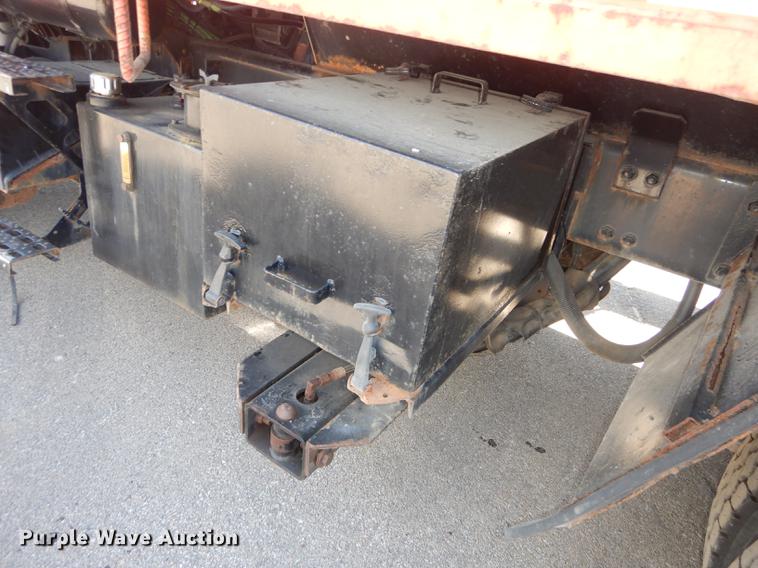 image for item DD6460 2003 Sterling LT7500 dump truck