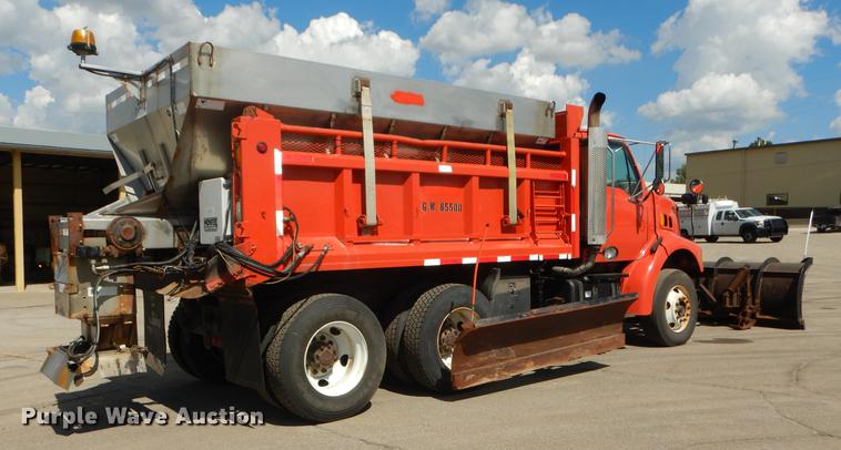 image for item DD6461 2003 Sterling LT7500 dump truck