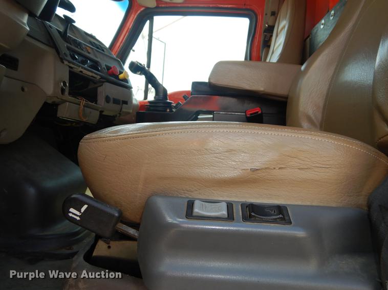 image for item DD6461 2003 Sterling LT7500 dump truck