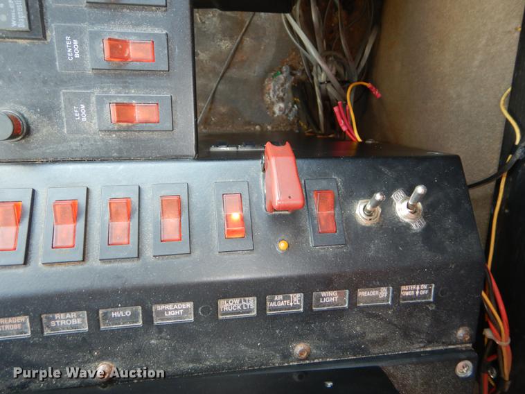 image for item DD6461 2003 Sterling LT7500 dump truck