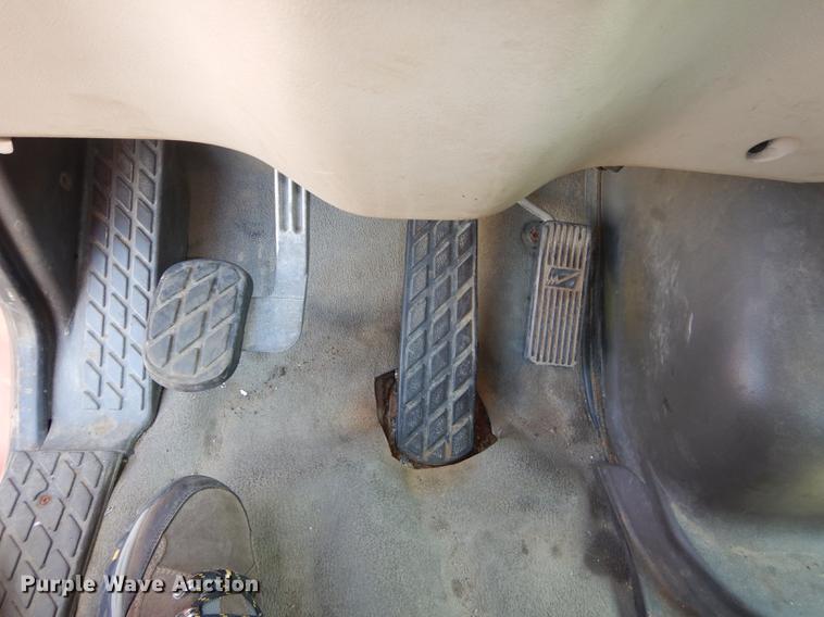 image for item DD6461 2003 Sterling LT7500 dump truck