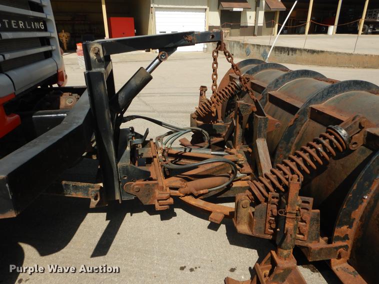 image for item DD6461 2003 Sterling LT7500 dump truck