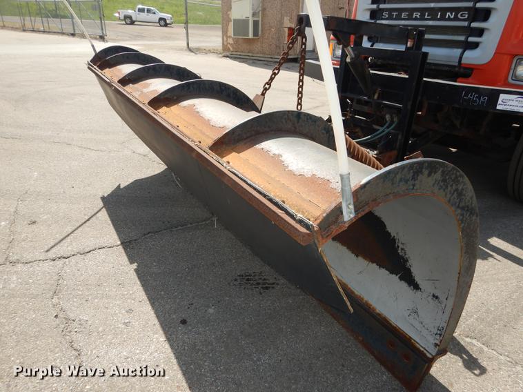 image for item DD6461 2003 Sterling LT7500 dump truck