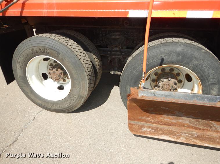 image for item DD6461 2003 Sterling LT7500 dump truck