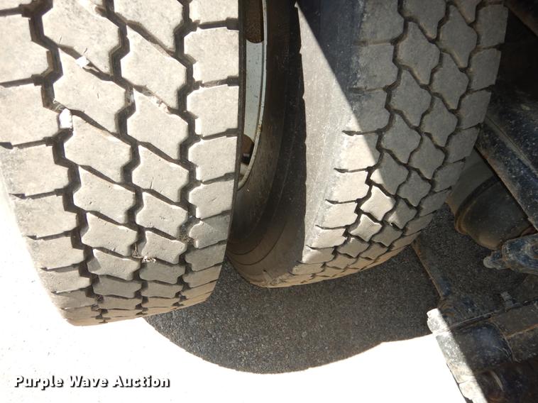 image for item DD6461 2003 Sterling LT7500 dump truck