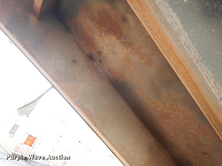 image for item DD6461 2003 Sterling LT7500 dump truck