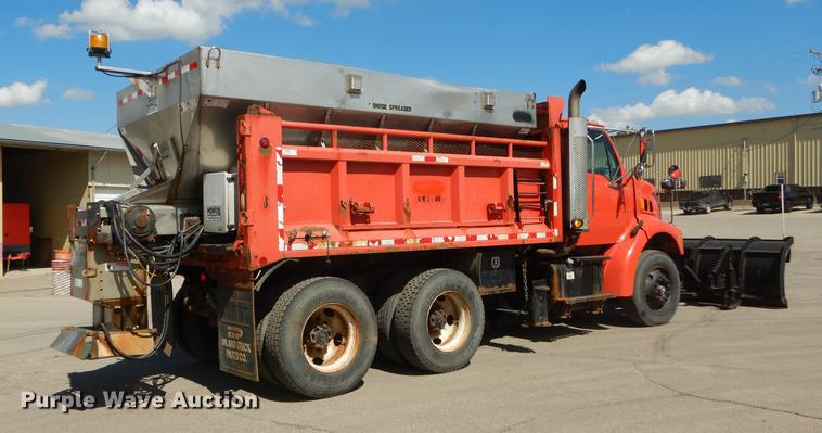 image for item DD6462 2003 Sterling LT7500 dump truck