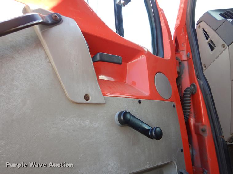 image for item DD6462 2003 Sterling LT7500 dump truck