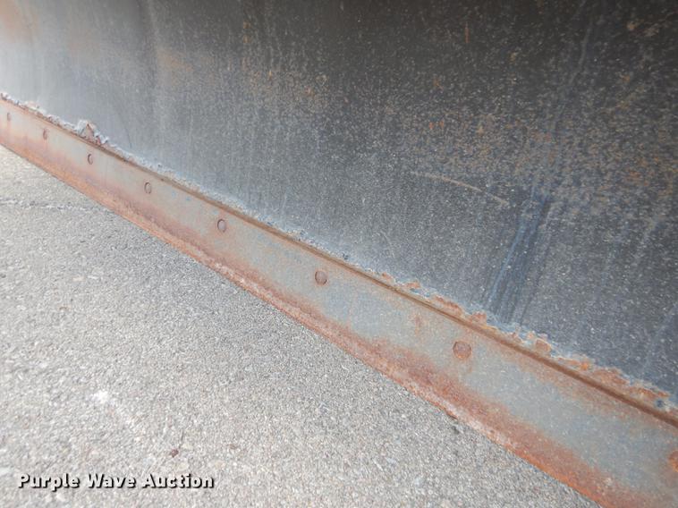 image for item DD6462 2003 Sterling LT7500 dump truck