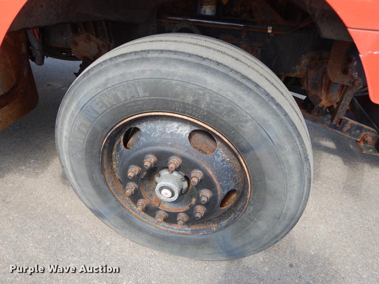 image for item DD6462 2003 Sterling LT7500 dump truck