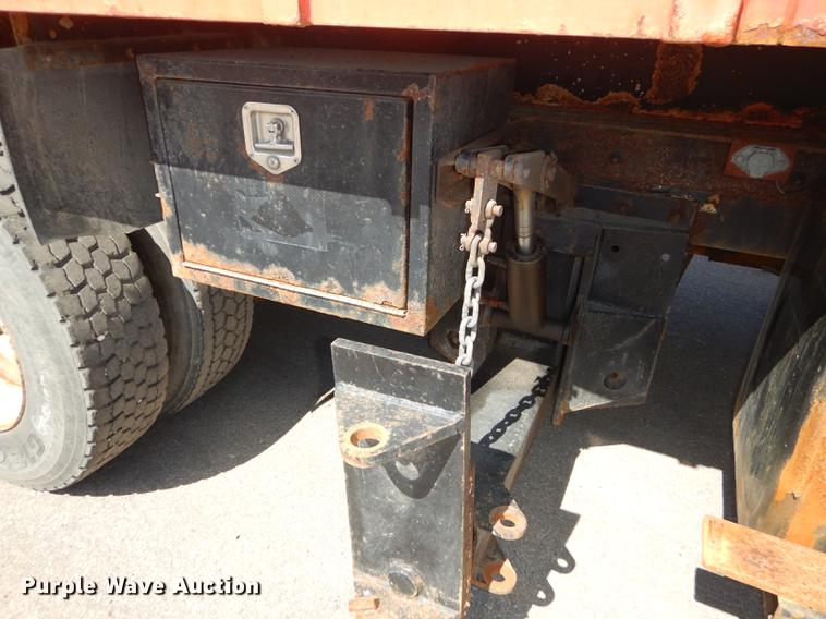 image for item DD6462 2003 Sterling LT7500 dump truck