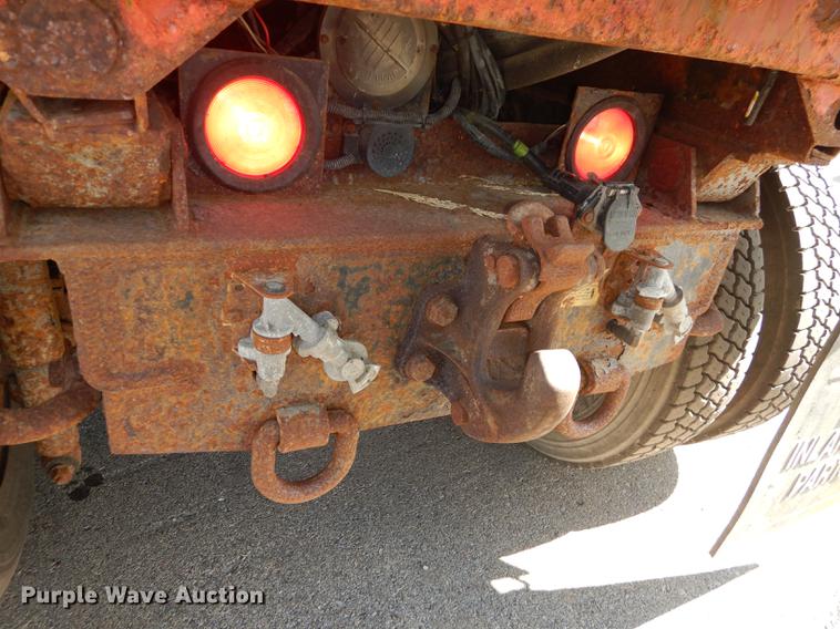 image for item DD6462 2003 Sterling LT7500 dump truck