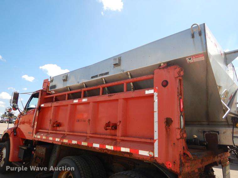 image for item DD6462 2003 Sterling LT7500 dump truck