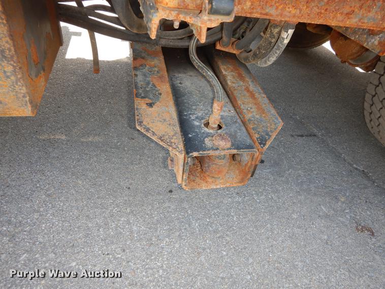 image for item DD6462 2003 Sterling LT7500 dump truck