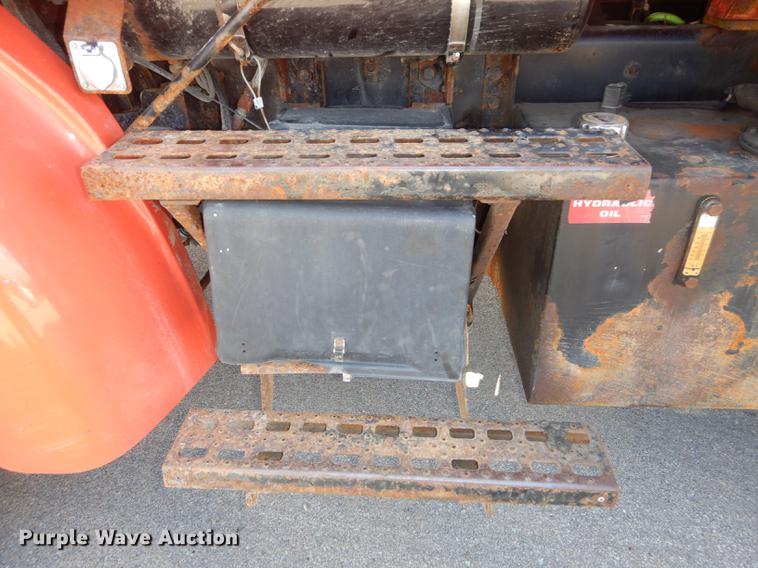 image for item DD6462 2003 Sterling LT7500 dump truck