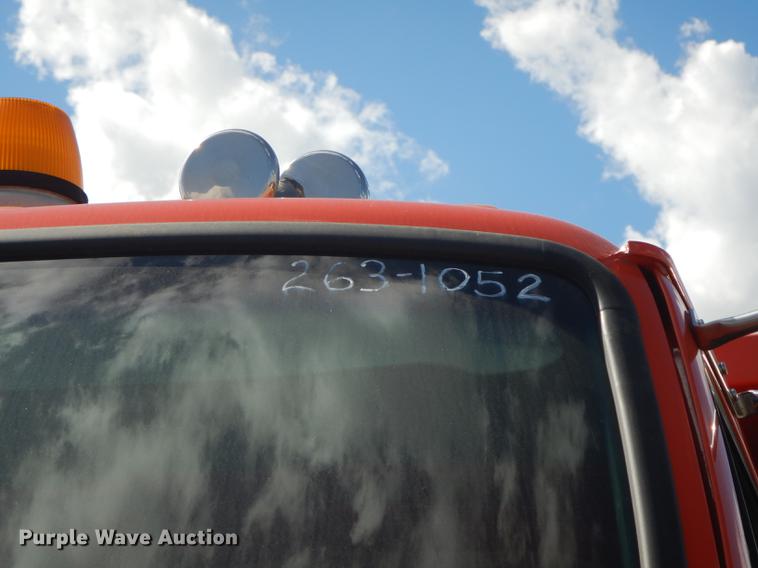 image for item DD6462 2003 Sterling LT7500 dump truck