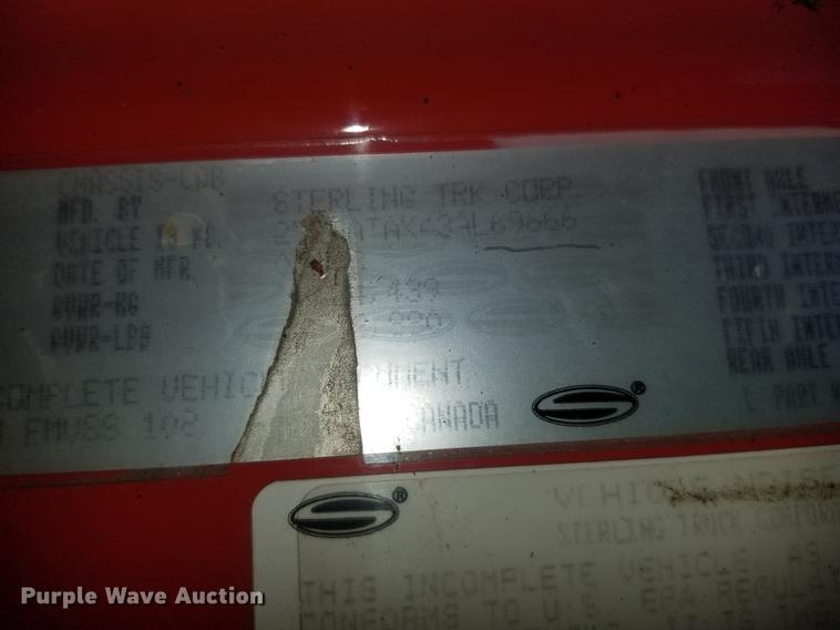 image for item DD6462 2003 Sterling LT7500 dump truck