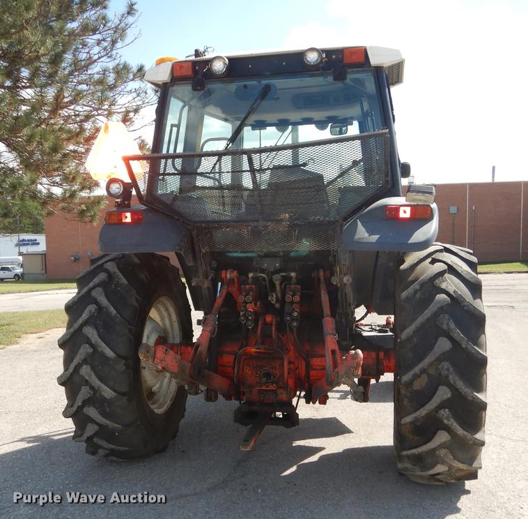 image for item DD6522 1999 New Holland TS100 tractor