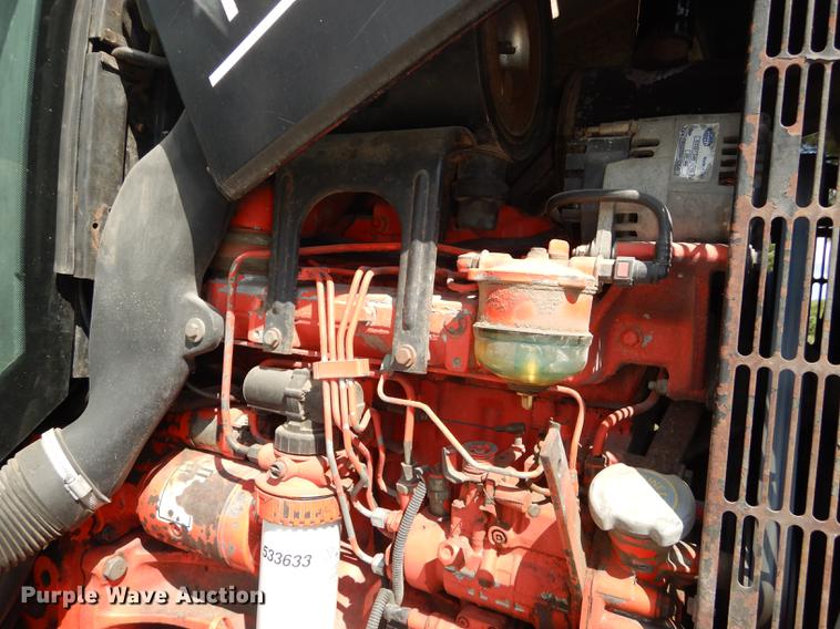 image for item DD6522 1999 New Holland TS100 tractor